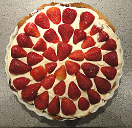 strawberry pie decorating garnish picture